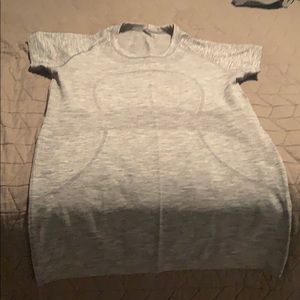 COPY - Lululemon swiftly tech tee